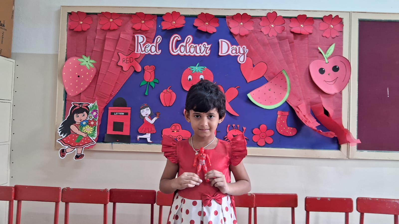 Red colour day (16)
