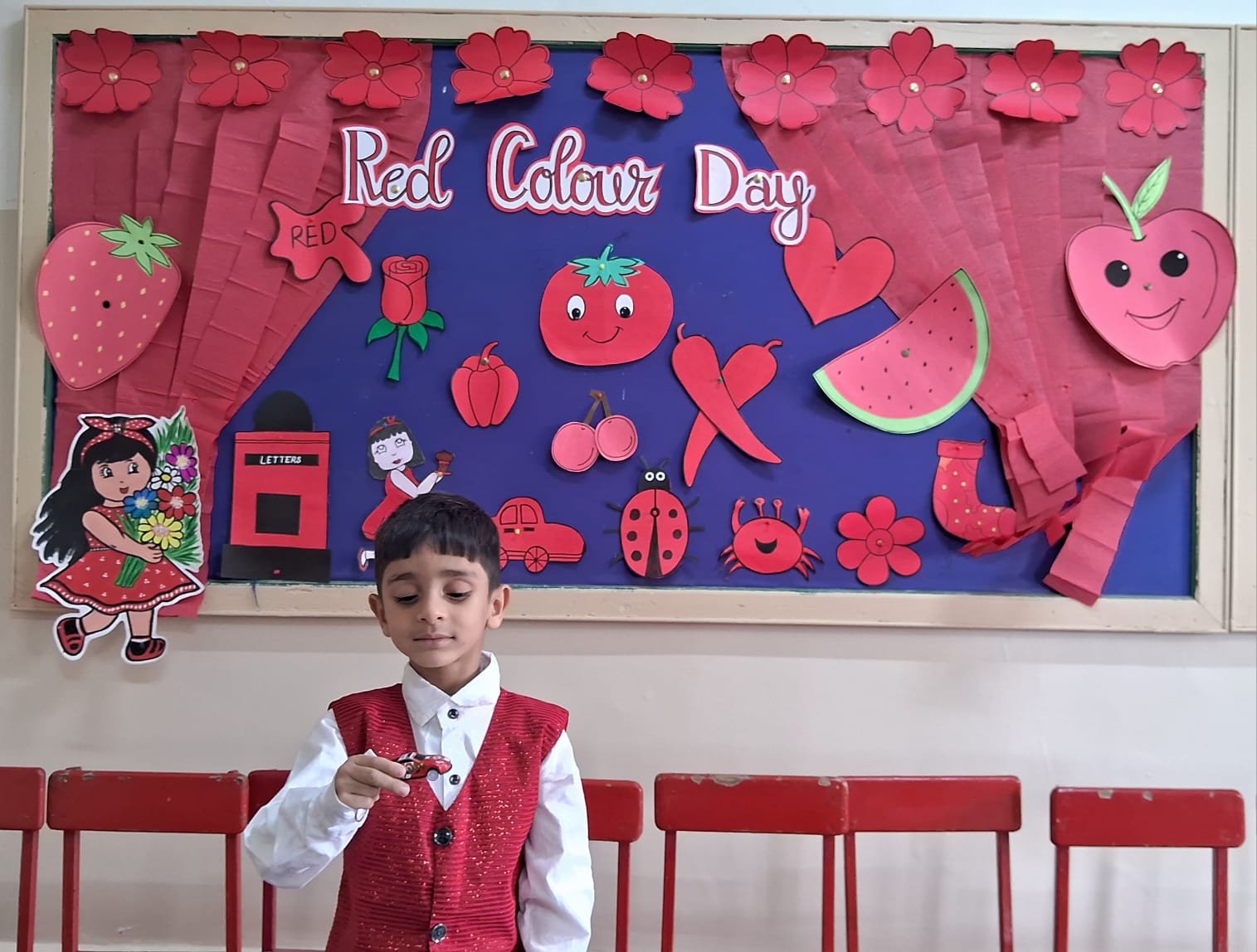 Red colour day (18)