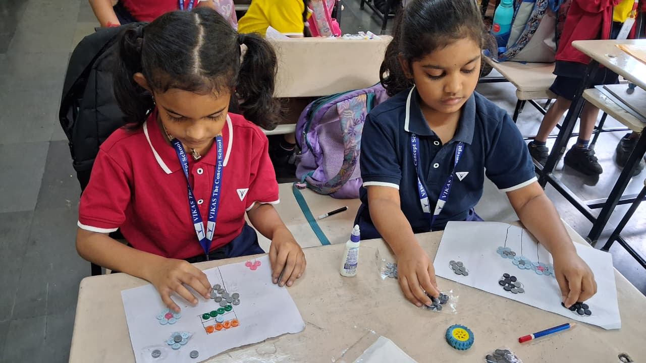 Hand print and designs with buttons (13)