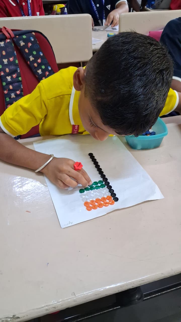Hand print and designs with buttons (14)