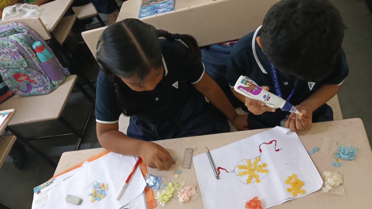Hand print and designs with buttons (19)